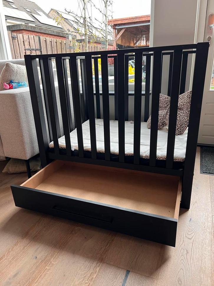 Zwart Casper II box met lade, Kinderen en Baby's, Boxen, Gebruikt, Lade, Ophalen