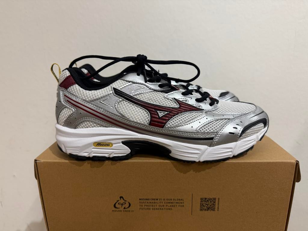 Te koop nieuwe Mizuno MXR, Postlaan 3, Wit, Nieuw, Ophalen of Verzenden