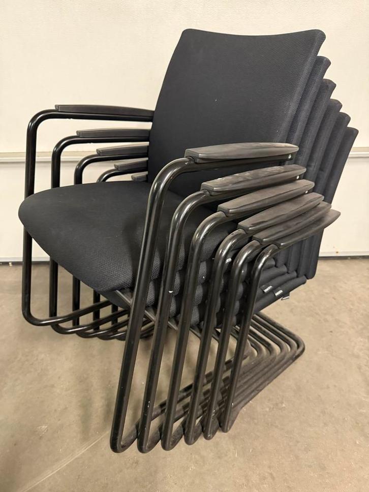 Hayworth Stapelbare Stoelen - Set van 7, Huis en Inrichting, Stoelen, Gebruikt, Vijf, Zes of meer stoelen, Metaal, Zwart, Ophalen