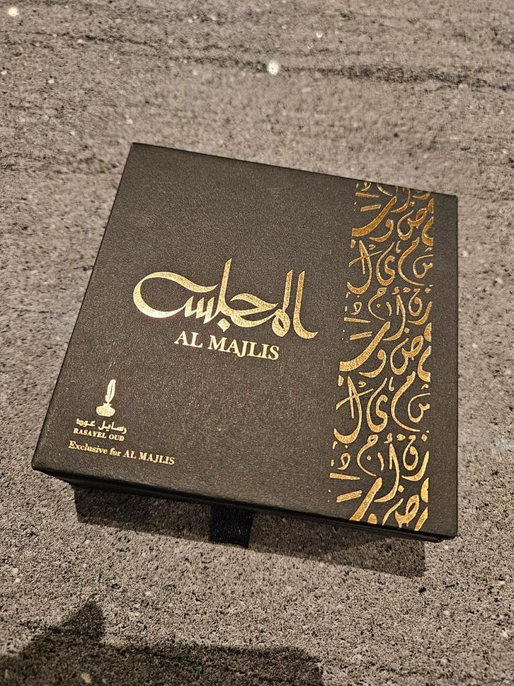 Rasayel Oud Niche Parfum Discovery Set, Sieraden, Tassen en Uiterlijk, Uiterlijk | Parfum, Zo goed als nieuw, Verzenden