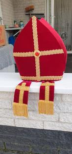 Mijter van echt fluweel voor Sinterklaas, Diversen, Sinterklaas, Ophalen