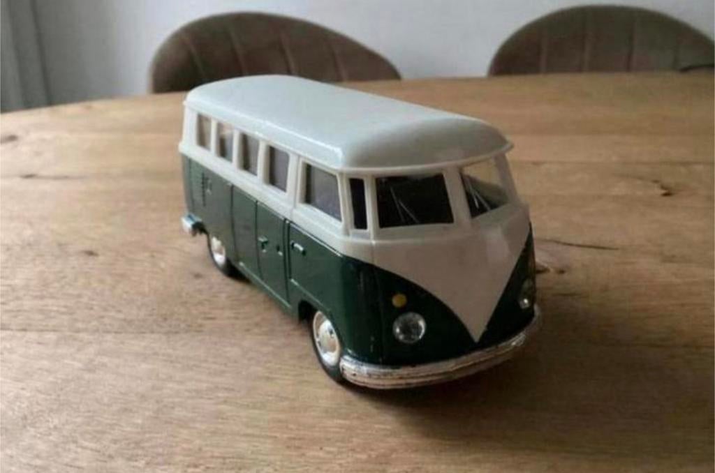 Volkswagen T1 Bus groen/wit, Hobby en Vrije tijd, Modelauto's | 1:43, Zo goed als nieuw, Auto, Overige merken, Ophalen of Verzenden