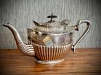 Antieke Zilveren Theepot, Antiek en Kunst, Ophalen of Verzenden, Zilver