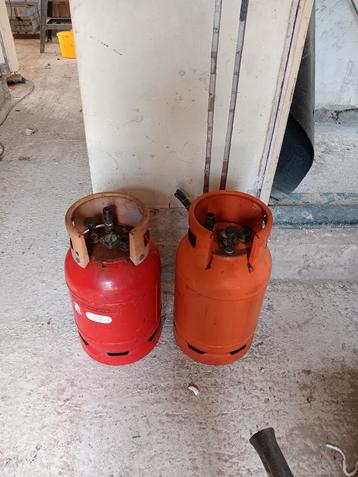 2 propaan / lpg flessen 26L met 80% en overdruk beveiliging beschikbaar voor biedingen
