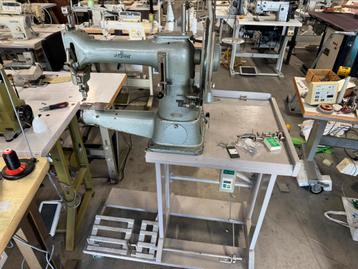 Industriele naaimachine adler 105-27 zwaar draad vrij arm beschikbaar voor biedingen