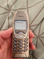Nokia 6310i (kleur GOLD) retro old school telefoon te koop, Telecommunicatie, Mobiele telefoons | Nokia, Fysiek toetsenbord, Geen camera