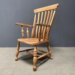 Antieke lichtkleurige iepenhouten Engelse Windsor armstoel, Antiek en Kunst, Ophalen