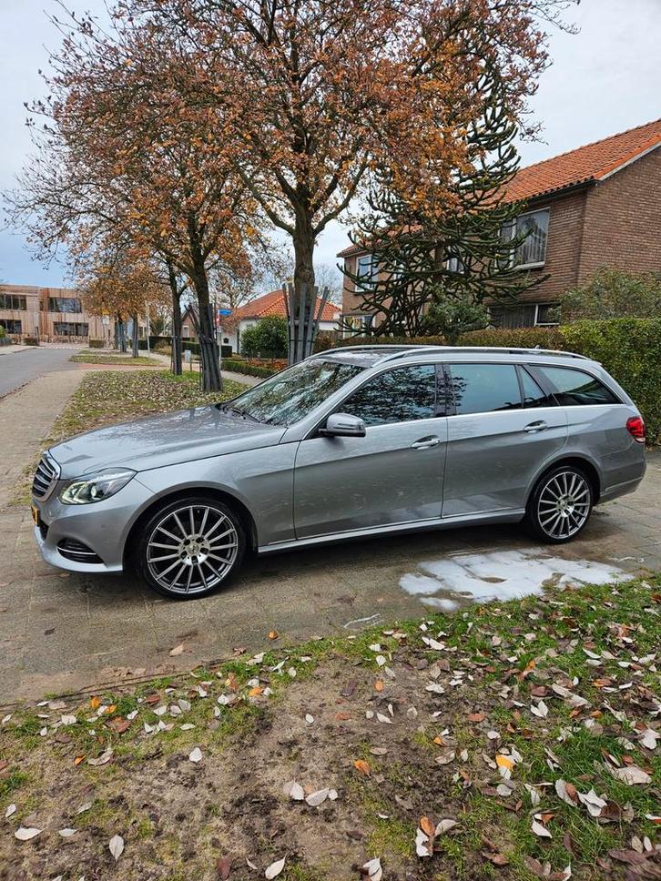 Mercedes benz e klasse, Auto's, Mercedes-Benz, Particulier, ABS, Adaptieve lichten, Airbags, Airconditioning, Bluetooth, Bochtverlichting