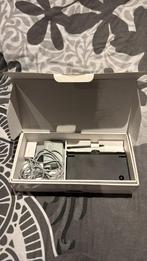 Nintendo DS I 2 stuks - wit en zwart, Ophalen of Verzenden, Gebruikt, Overige genres