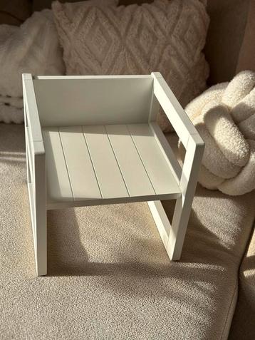 Wit houten kinderstoel/krukje - Landelijke stijl beschikbaar voor biedingen