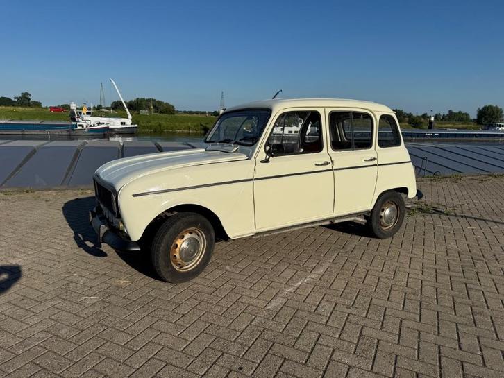 Renault 4 R4  1975  SPAANSE IMPORT APK VRIJGESTELD, Auto's, Oldtimers, Particulier, Renault, Ophalen
