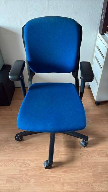 Ahrend bureaustoel beschikbaar voor biedingen