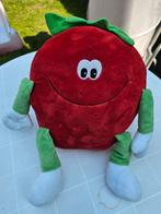 Aardbei Knuffel met Armen en Benen - Strawberry Plush Toy, Kinderen en Baby's, Ophalen of Verzenden, Zo goed als nieuw, Overige typen