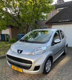 Peugeot 107 1.0 12V 5DR 2012 Grijs, Auto's, Origineel Nederlands, Te koop, Zilver of Grijs, Benzine