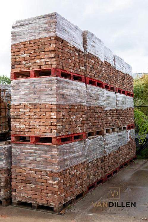 Oude vormbak metsel bakstenen rood bruin 250M2 21.5 x 5.5, Doe-het-zelf en Verbouw, Metselstenen, Gebruikt, Bakstenen, Ophalen of Verzenden