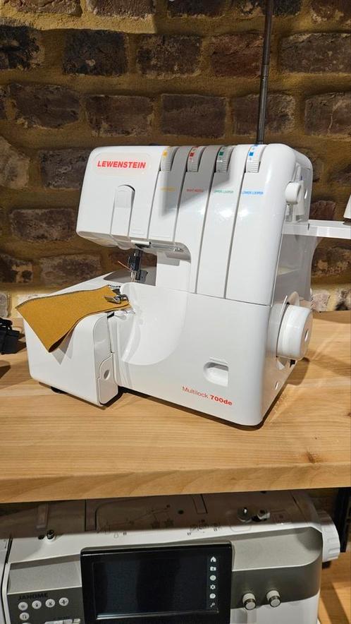 lewenstein 700de multilock lockmachine, Hobby en Vrije tijd, Naaimachines en Toebehoren, Zo goed als nieuw, Lockmachine, Overige merken