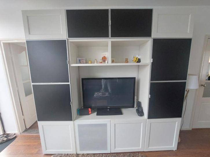 Ikea Besta Wandmeubel tv-kast, Huis en Inrichting, Kasten | Wandmeubels, Gebruikt, 200 cm of meer, 200 tot 250 cm, 25 tot 50 cm