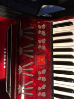 Accordeon met koffer en sleutels, Muziek en Instrumenten, Accordeons, Toetsaccordeon, Zo goed als nieuw, 120-bas, Met riemen