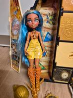 Monster high Cleo pop met kist en accessoires, Ophalen of Verzenden