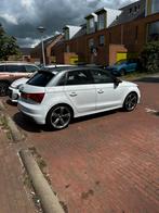 Audi A1 1.4 Tfsi 90KW SB S-tronic 2012 Wit/Grijs S-Line, Auto's, A1, 4 cilinders, 4 stoelen, 610 kg