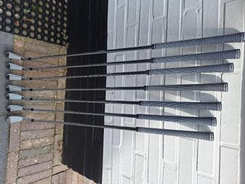 Titleist AP2 718 golfset beschikbaar voor biedingen