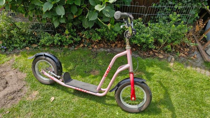 Roze Tidit step met luchtbanden en rem, Fietsen en Brommers, Steps, Gebruikt, Gewone step, Ophalen
