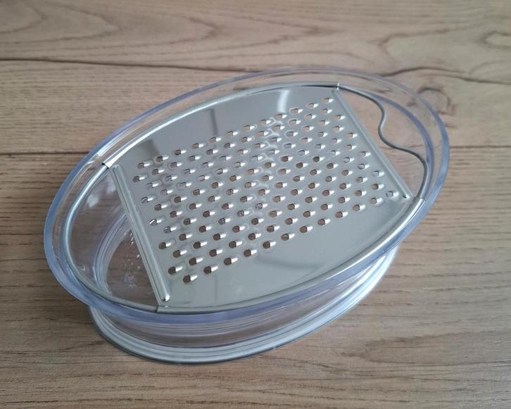 Bodum multirasp / Kaasrasp met opvangbak en deksel, nieuw!, Huis en Inrichting, Keuken | Keukenbenodigdheden, Zo goed als nieuw