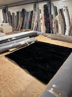 Vloerkleed Landro 25 l Whoon | Meubilex l van €689 voor €399, Ophalen, Gebruikt, Zwart, 200 cm of meer