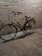 Te koop,Limit merk fiets 28 maat met 3 versnellingen +slot, Fietsen en Brommers, Fietsen | Dames | Damesfietsen, Ophalen, Versnellingen