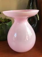 Design vaas Ikea by Barbro Wesslander & Pia Amsell roze, Overige kleuren, Ophalen of Verzenden, Minder dan 50 cm, Glas