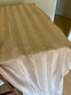 Drie beige gordijnen met plooiband 140x275 (420x275), Ophalen, Zo goed als nieuw, Beige, 200 cm of meer