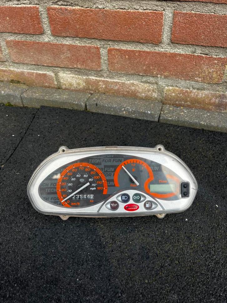 Piaggio typhoon teller, Motoren, Tuning en Styling, Ophalen of Verzenden