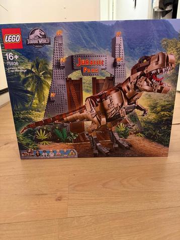 ONGEOPEND LEGO Jurassic Park T. rex Rampage 75936 beschikbaar voor biedingen