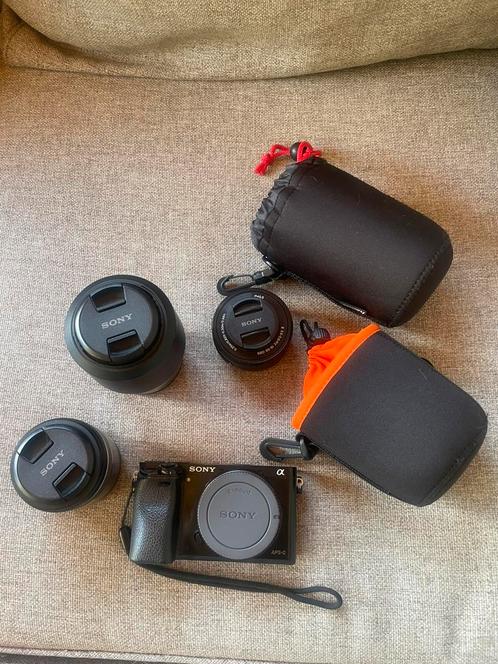 Sony a6000 inclusief 3 lenzen, Audio, Tv en Foto, Fotocamera's Digitaal, Zo goed als nieuw, Sony, Ophalen