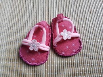Poppenkleertjes   Handgemaakte  OPEN  POPPENSCHOENTJES  beschikbaar voor biedingen