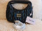 MIU MIU TAS., Sieraden, Tassen en Uiterlijk, Tassen | Damestassen, Ophalen of Verzenden, Zo goed als nieuw