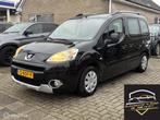 Peugeot Partner Tepee 1.6 VTi XT Executive benzine | apk, Euro 5, 1380 kg, 4 cilinders, Zwart