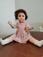 Papier-maché pop origineel schild krote uit  1920, Verzamelen, Poppen, Ophalen of Verzenden, Gebruikt, Pop