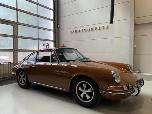 Porsche 911 T 2.4 MFI Coupé Ölklappe 1972 - Toprestauratie!, Auto's, Porsche, Particulier, Benzine, Coupé, Handgeschakeld, Bruin