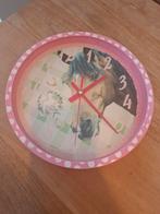 Roze Klok met Paardenprint, Ophalen