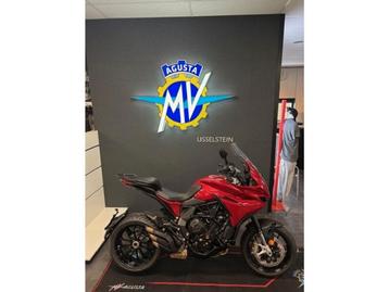 MV Agusta Turismo Veloce R (bj 2024 model 2025) beschikbaar voor biedingen