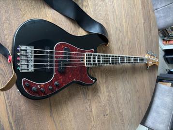 Sire Marcus Miller P7 Black 5-snarige basgitaar beschikbaar voor biedingen