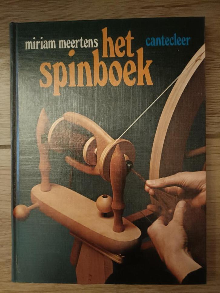 Het spinboek - Miriam Meertens (Cantecleer) (I1), Boeken, Hobby en Vrije tijd, Gelezen, Overige onderwerpen, Ophalen of Verzenden