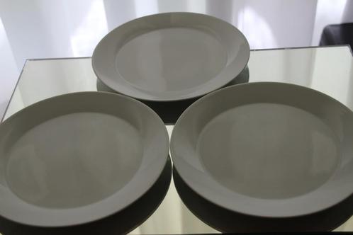 Arzberg Tric delen, Huis en Inrichting, Keuken | Servies, Zo goed als nieuw, Bord(en), Overige stijlen, Porselein, Ophalen