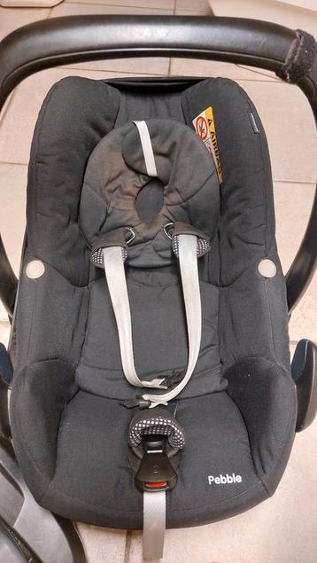 Maxi cosi pebble + 2 family fix base beschikbaar voor biedingen