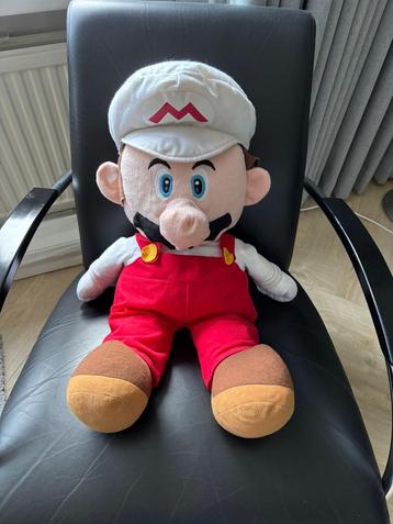 GROTE SUPER MARIO (PLUCHE) beschikbaar voor biedingen