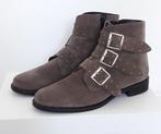 Marion Toufet Paris suede enkellaarzen taupe gespen mt 39, Marion Toufet, Verzenden, Zwart, Lage of Enkellaarzen