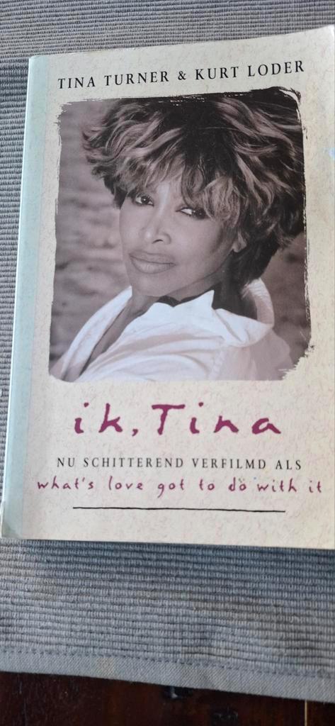 Biografie van Tina Turner en dvd in seal, Boeken, Biografieën, Gelezen, Overige, Ophalen of Verzenden