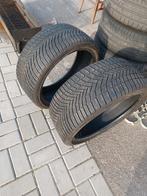 Twee Bridgestone all season banden 235 35 R19, Auto-onderdelen, Banden en Velgen, Band(en), 235 mm, Gebruikt, 19 inch