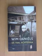 Wim Daniëls - De taal achterna (GESIGNEERD), Ophalen, Zo goed als nieuw, Verhalen